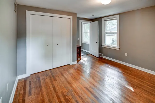 $4,000 | 5026 Lake Mendota Drive, Madison, WI 53705