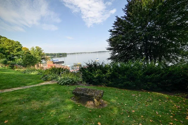 $4,000 | 5026 Lake Mendota Drive, Madison, WI 53705