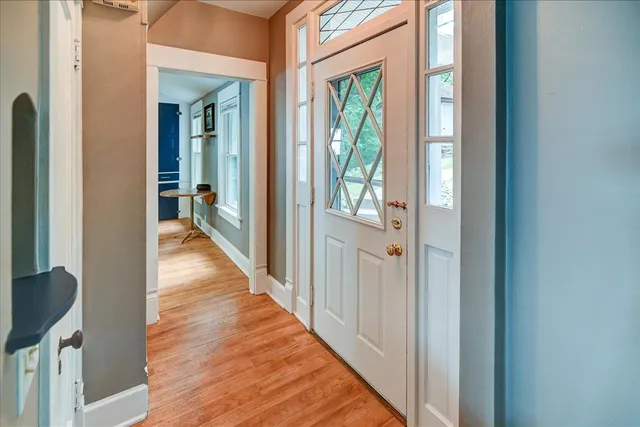 $4,000 | 5026 Lake Mendota Drive, Madison, WI 53705