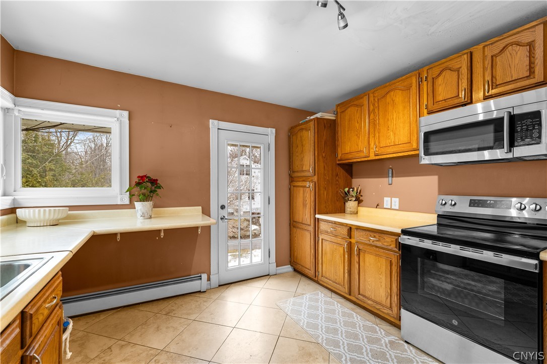 220 Brockway Road Frankfort, NY 13340 - Photo 9 of 30