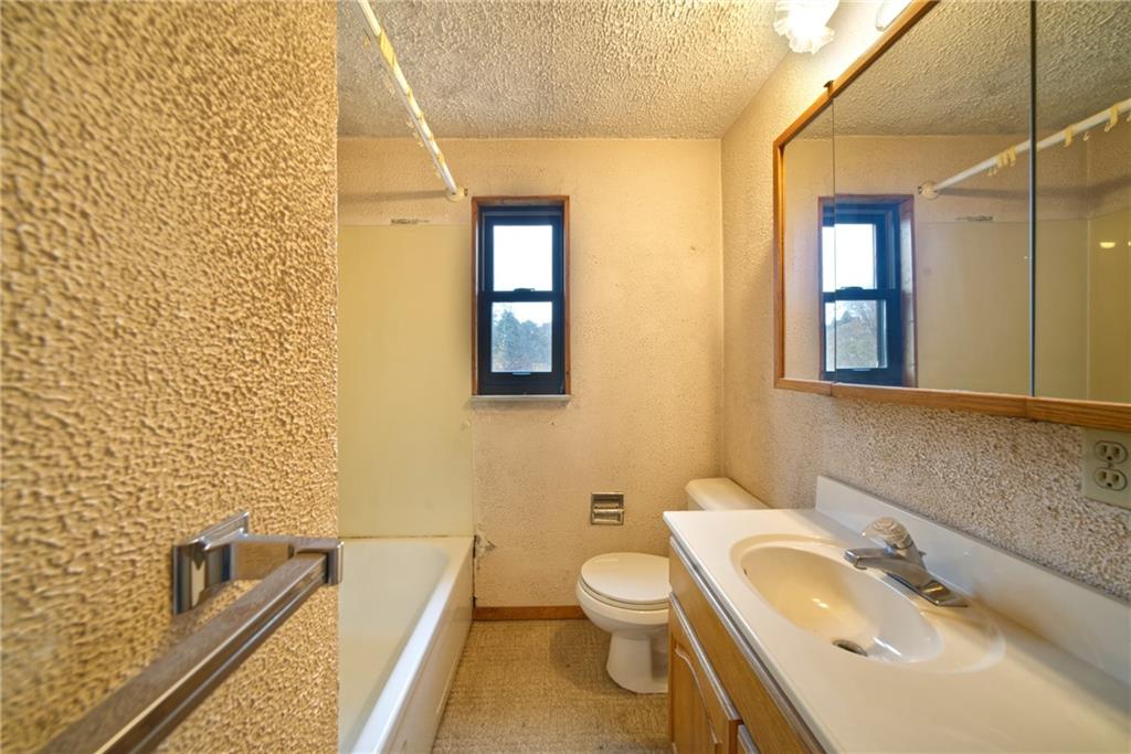 110 Orchard Lane Butler, PA 16001 - Photo 21 of 44