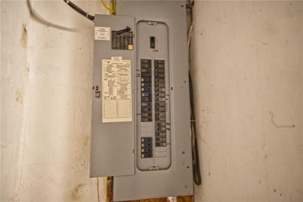 110 Orchard Lane Butler, PA 16001 - Photo 25 of 44