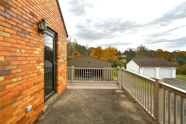 $299,900 | 110 Orchard Lane, Butler, PA 16001