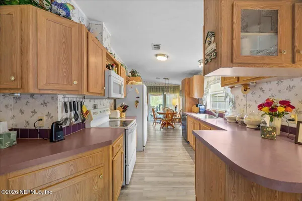 $324,900 | 120 Waterway Avenue, Satsuma, FL 32189