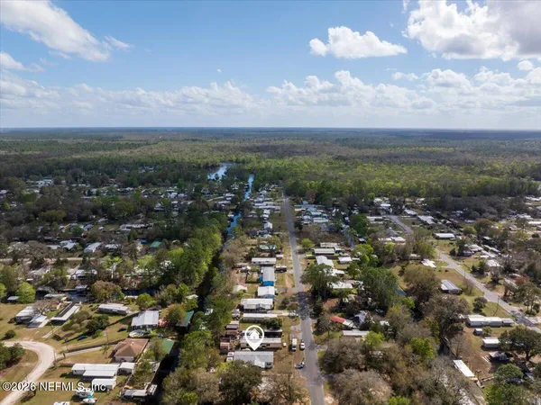 $324,900 | 120 Waterway Avenue, Satsuma, FL 32189