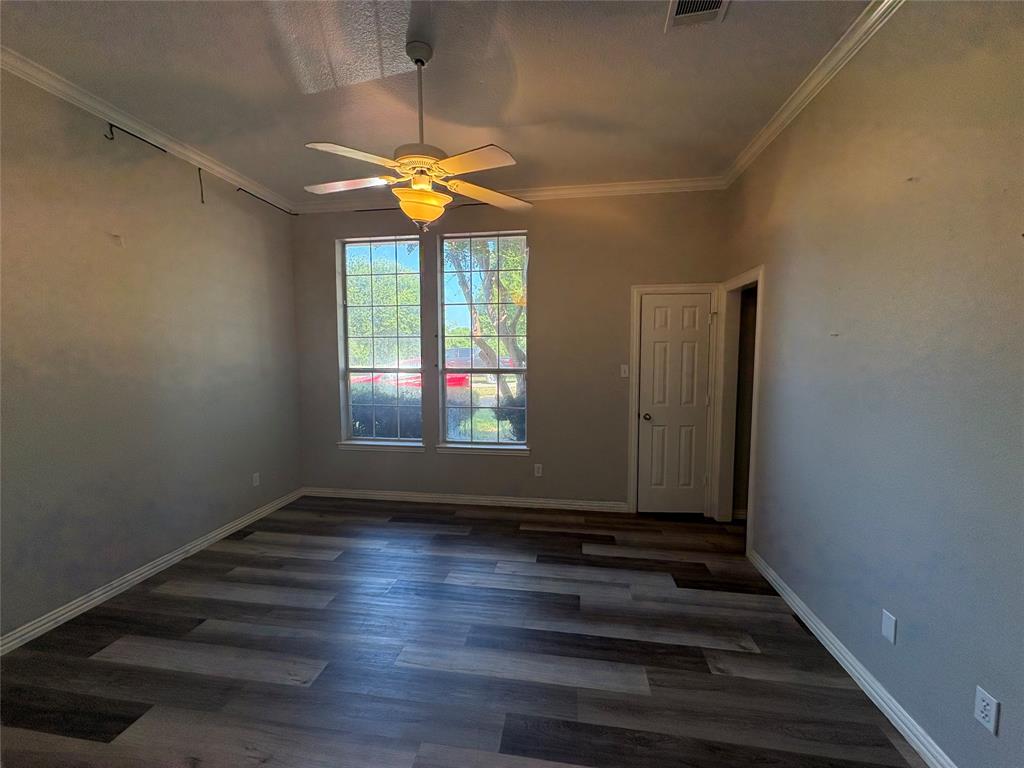 1716 Illinois Street Rhome, TX 76078 - Photo 5 of 23 Gallery Image 5