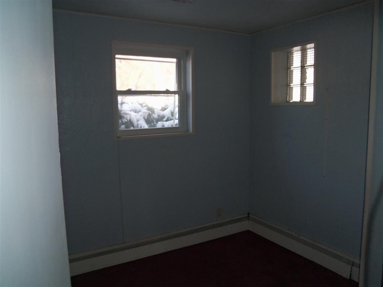 2409 Middle Road Davenport, IA 52803 - Photo 4 of 9 Gallery Image 4