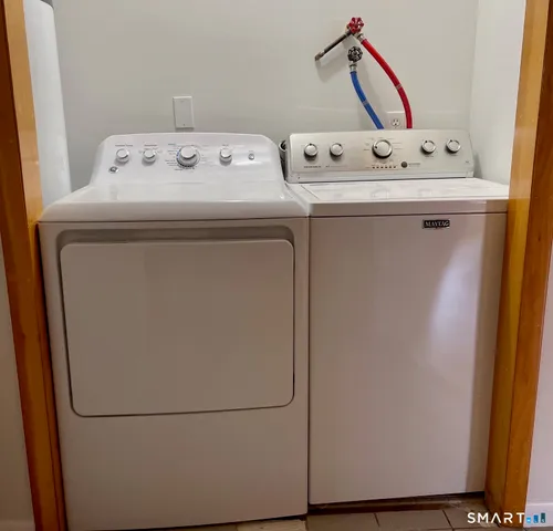 $2,390 | 31 Glenwood Avenue, Unit 6, Norwalk, CT 06854