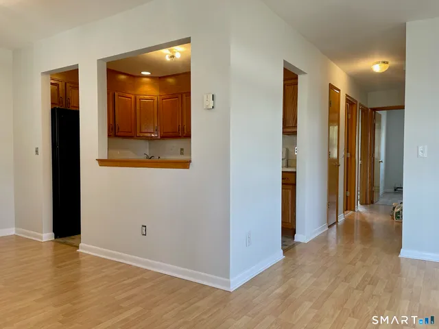 $2,390 | 31 Glenwood Avenue, Unit 6, Norwalk, CT 06854