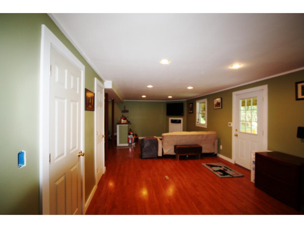 534 Bacon Hollow Road Sunderland, VT 05250 - Photo 22 of 28 Gallery Image 22