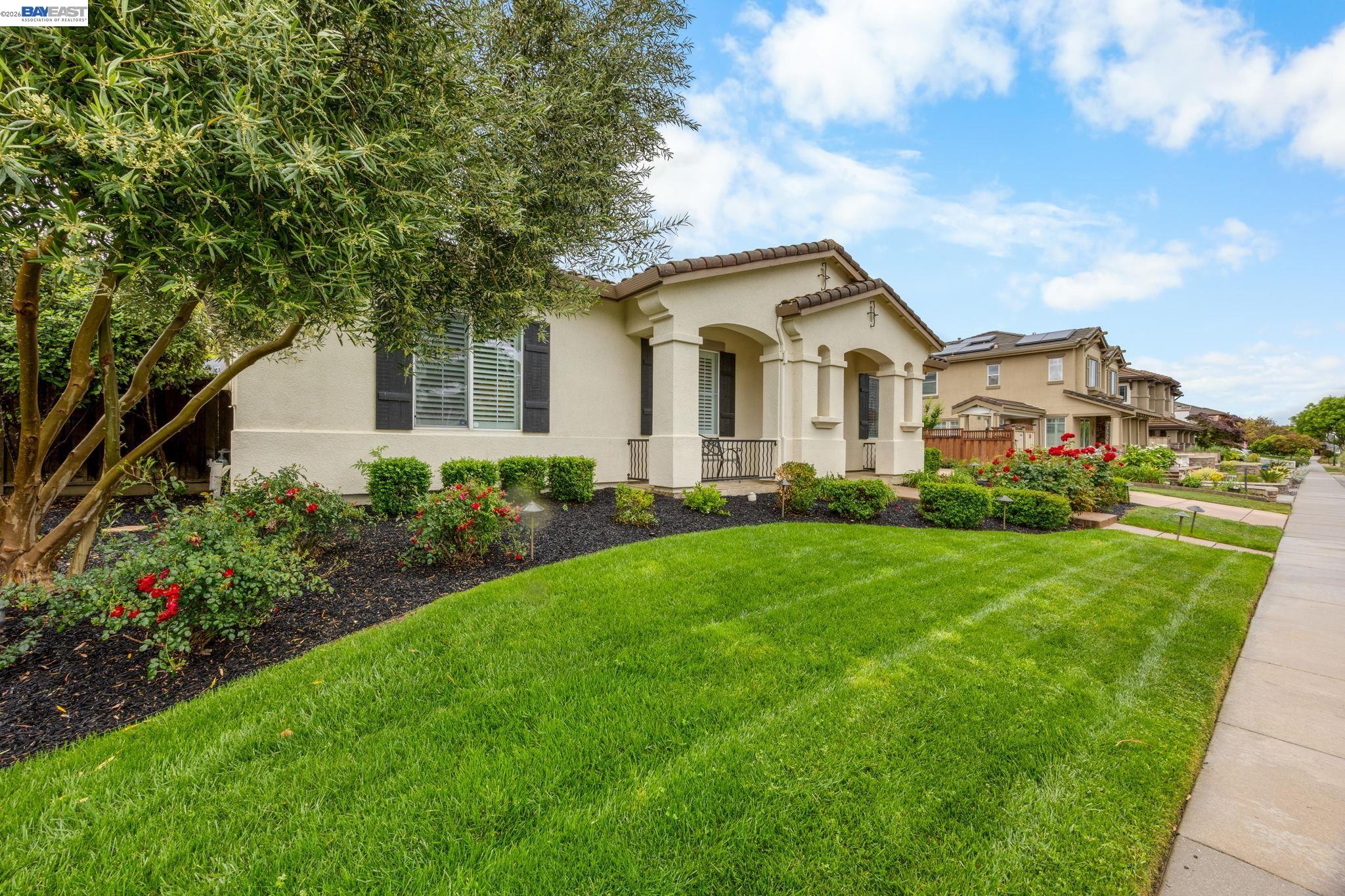 93 Raccolio Way Livermore, CA 94550 - Photo 3 of 35