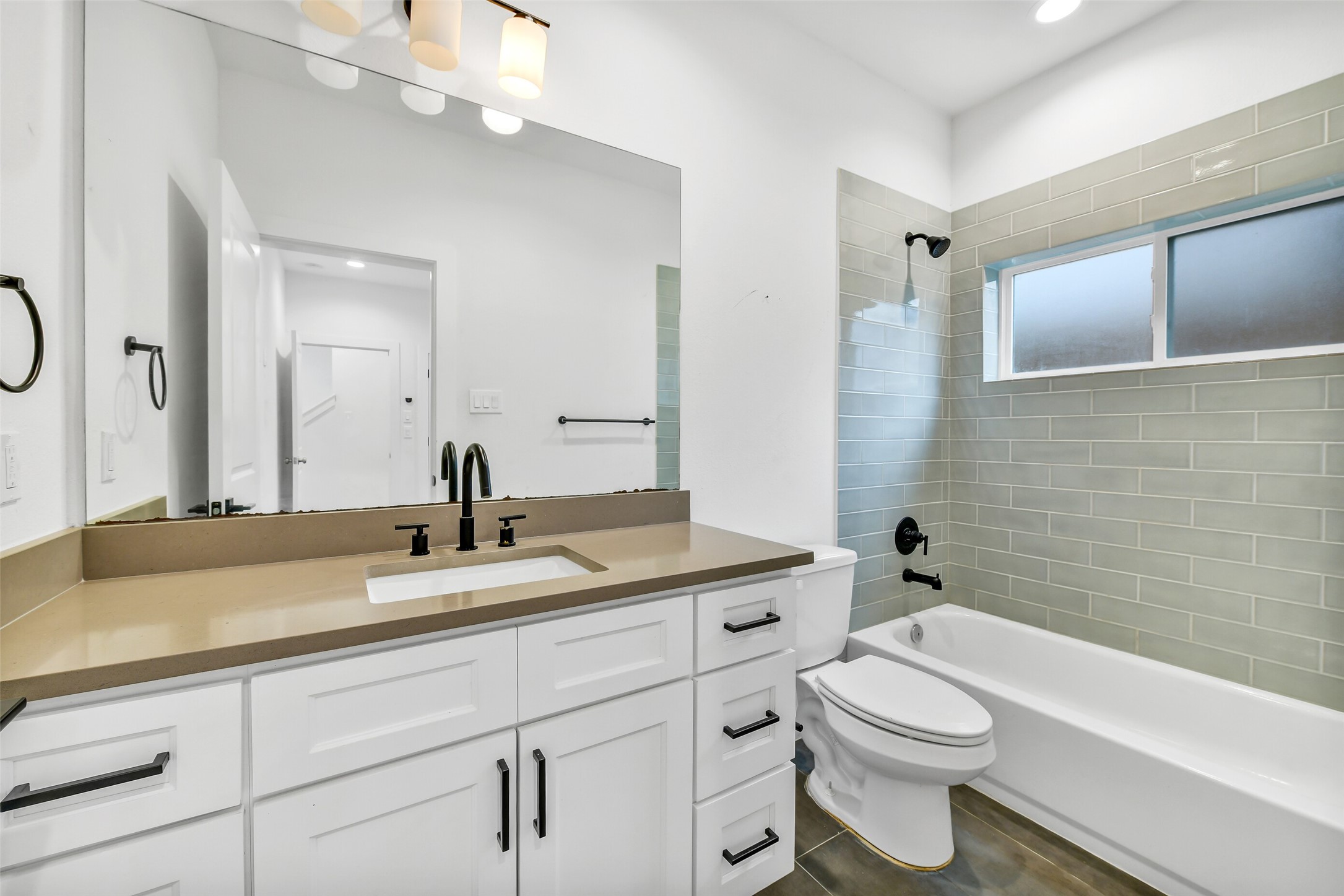 3403 Daphne Street, Unit C Houston, TX 77021 - Photo 5 of 27