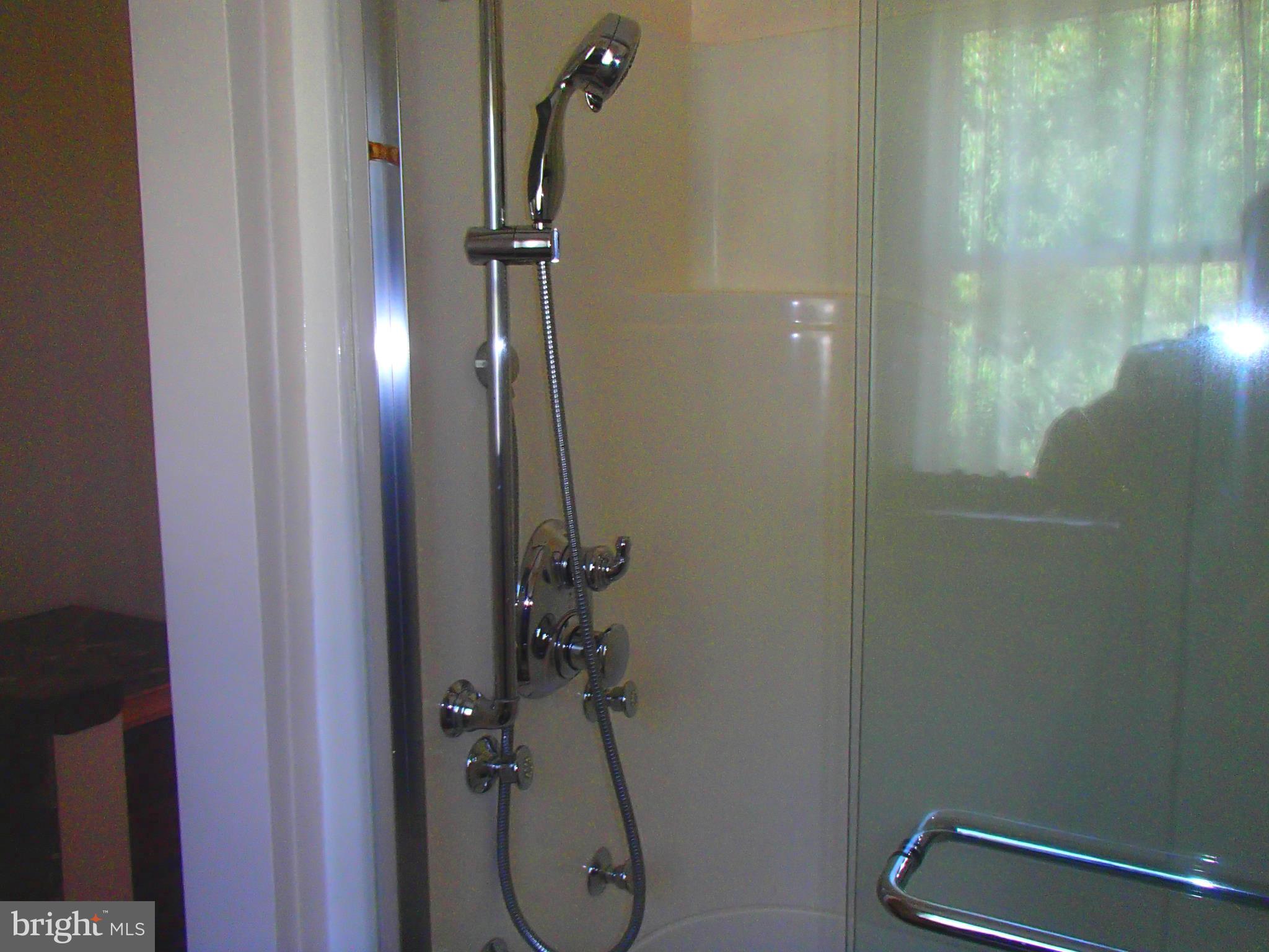 1075 Birch Road Warminster, PA 18974 - Photo 6 of 20