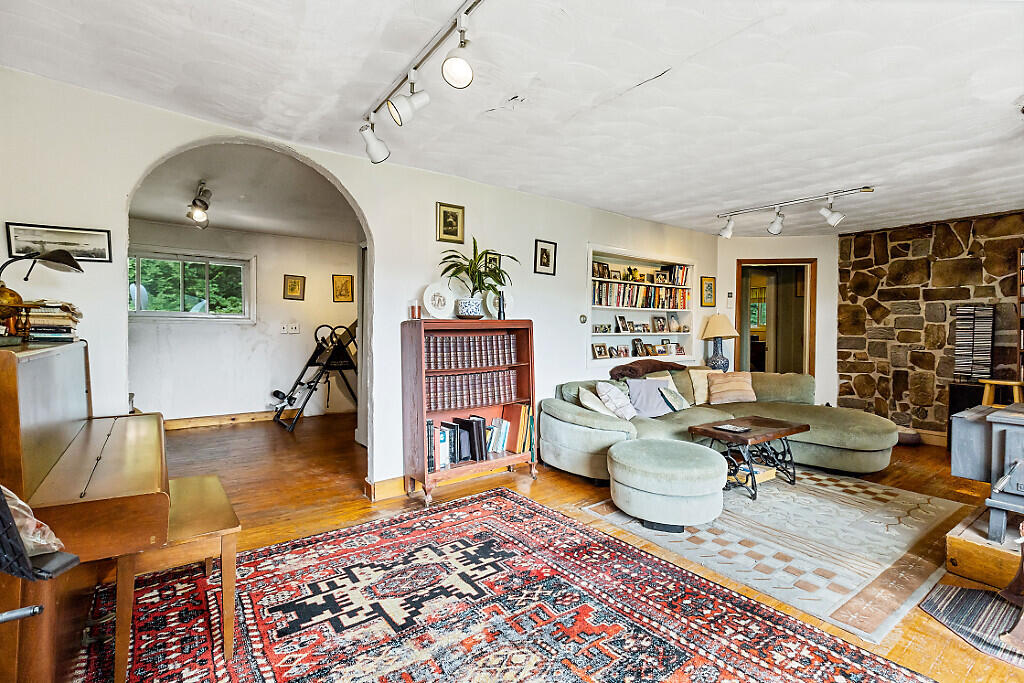 139 Riverside Road Gardiner, ME 04345 - Photo 23 of 50 23