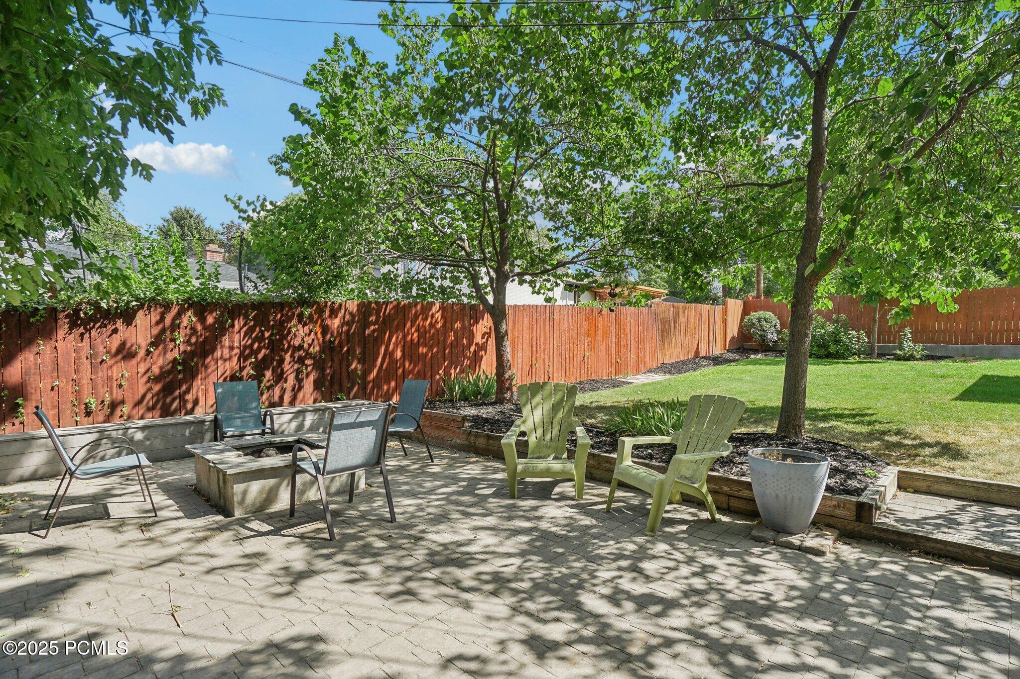 2451 East Murray Holladay Road Holladay, UT 84117 - Photo 10 of 30 Gallery Image 10