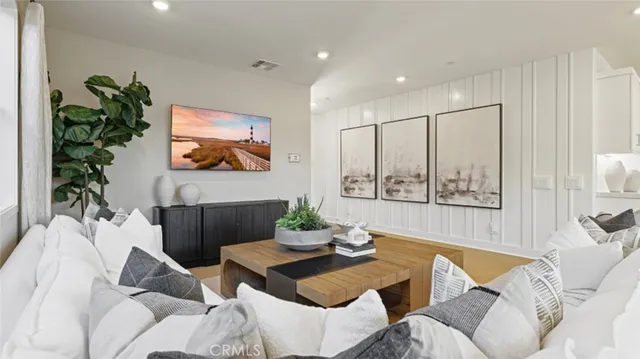 $1,139,990 | 738 Guy Turner Drive, Camarillo, CA 93010