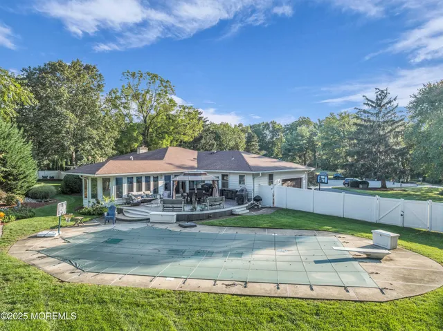 $1,349,000 | 527 Eagle Point Drive, Toms River, NJ 08753