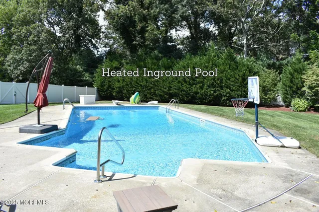 $1,349,000 | 527 Eagle Point Drive, Toms River, NJ 08753