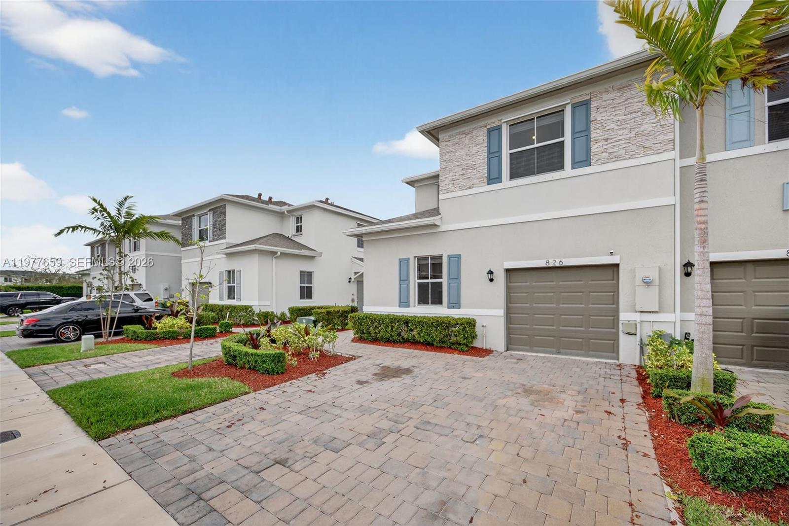 826 Southeast 17 Street Homestead, FL 33034 - Photo 3 of 49