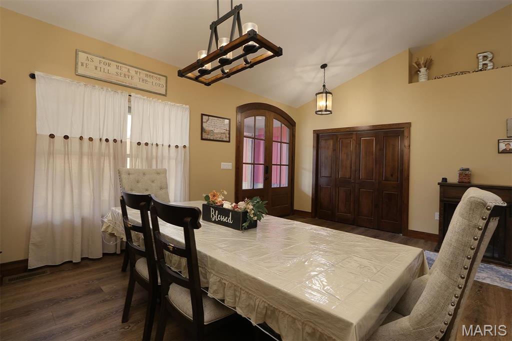 10365 Creekside Drive Breese, IL 62230 - Photo 12 of 75