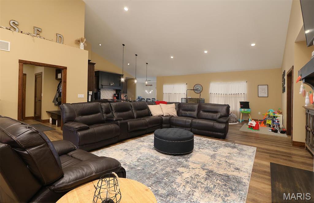 10365 Creekside Drive Breese, IL 62230 - Photo 14 of 75