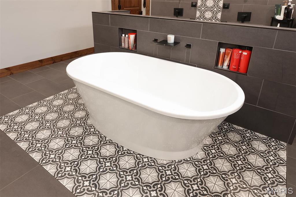 10365 Creekside Drive Breese, IL 62230 - Photo 32 of 75