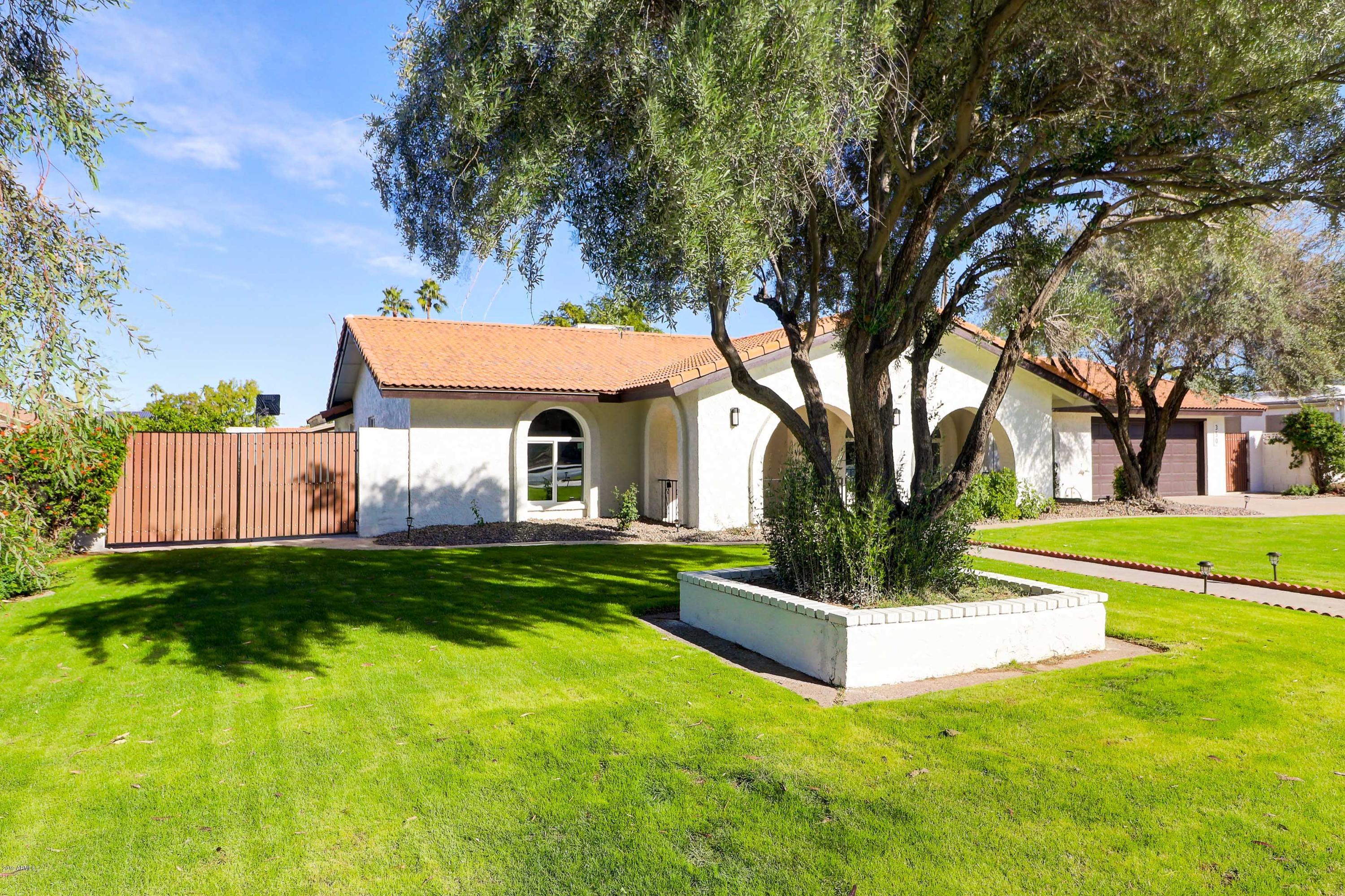 350 East Deepdale Road Phoenix, AZ 85022 - Photo 2 of 39 A (1)