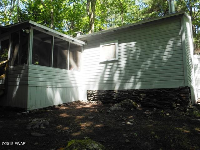 124 Old Rte 402 Dingmans Ferry, PA 18328 - Photo 6 of 33