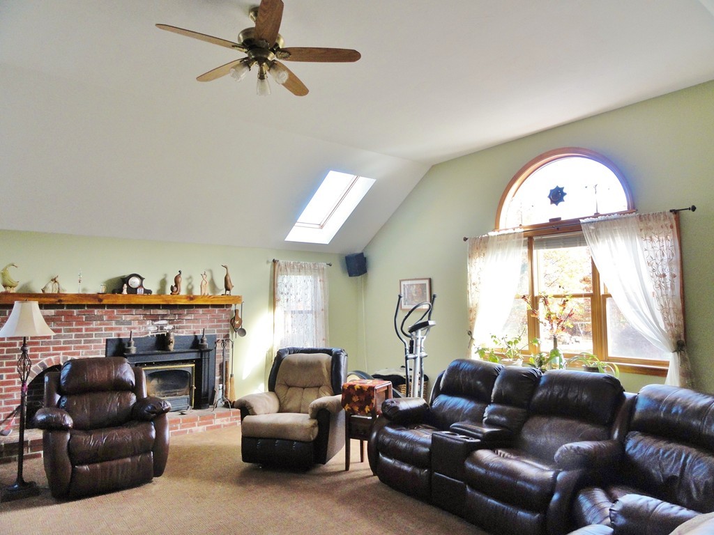 13 Prouty Lane Rutland, MA 01543 - Photo 3 of 23 Gallery Image 3