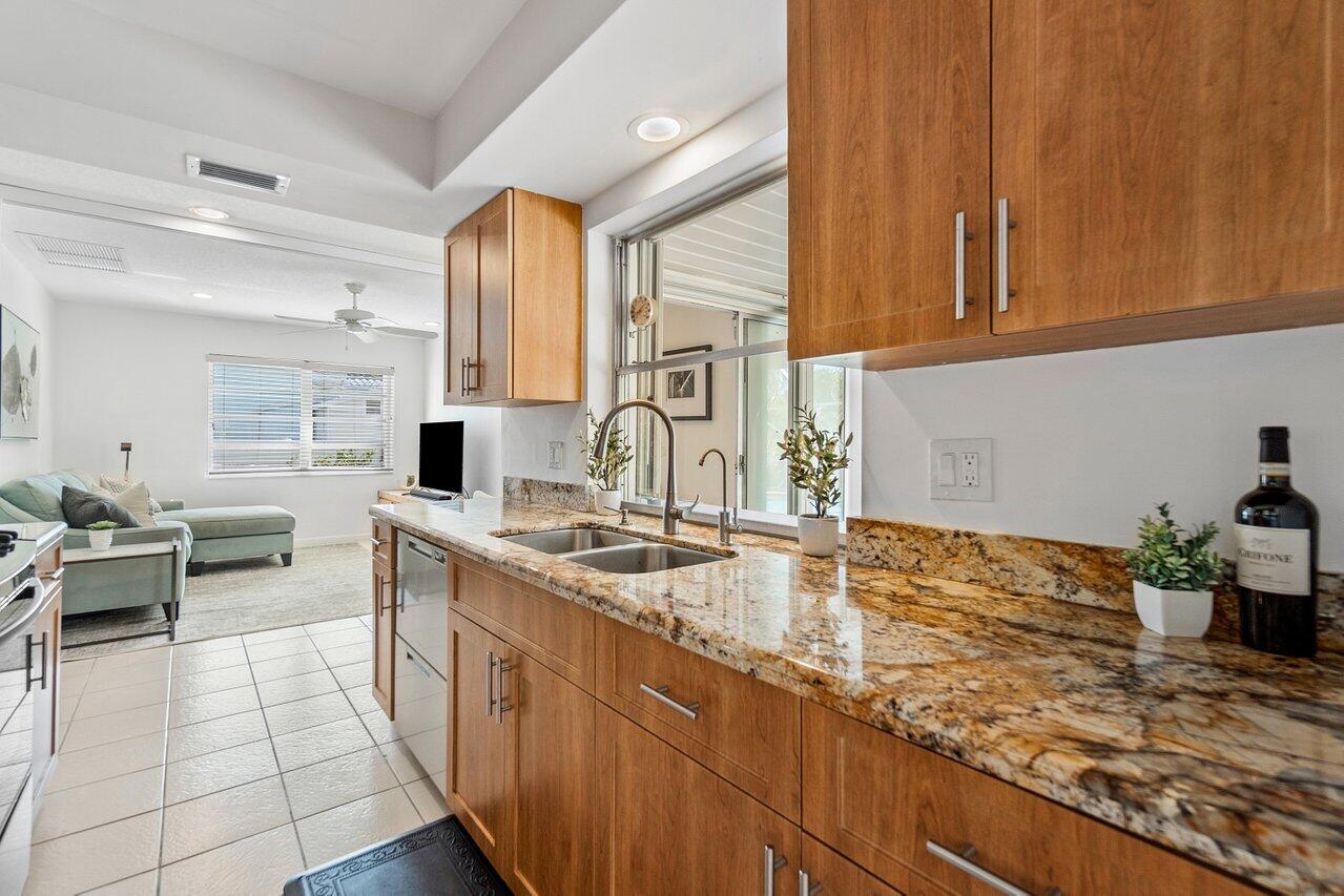 275 Northeast Olive Way Boca Raton, FL 33432 - Photo 14 of 41 011-275NortheastOliveWay-BocaRaton-FL-33