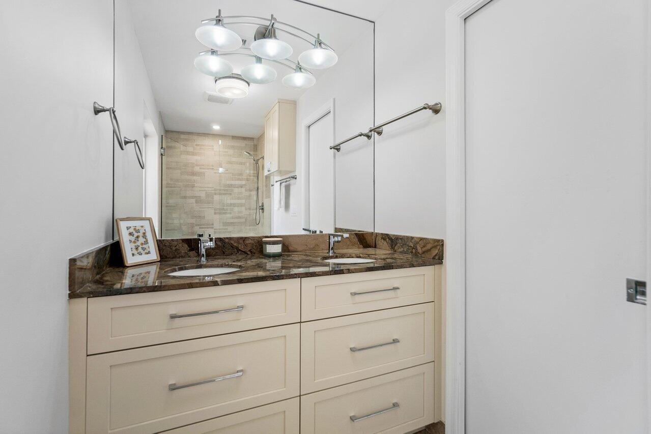 275 Northeast Olive Way Boca Raton, FL 33432 - Photo 23 of 41 017-275NortheastOliveWay-BocaRaton-FL-33