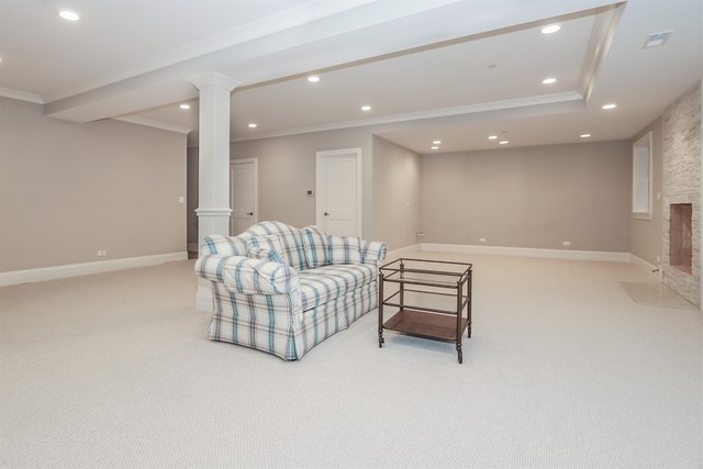 2401 Oak Tree Lane Park Ridge, IL 60068 - Photo 30 of 35