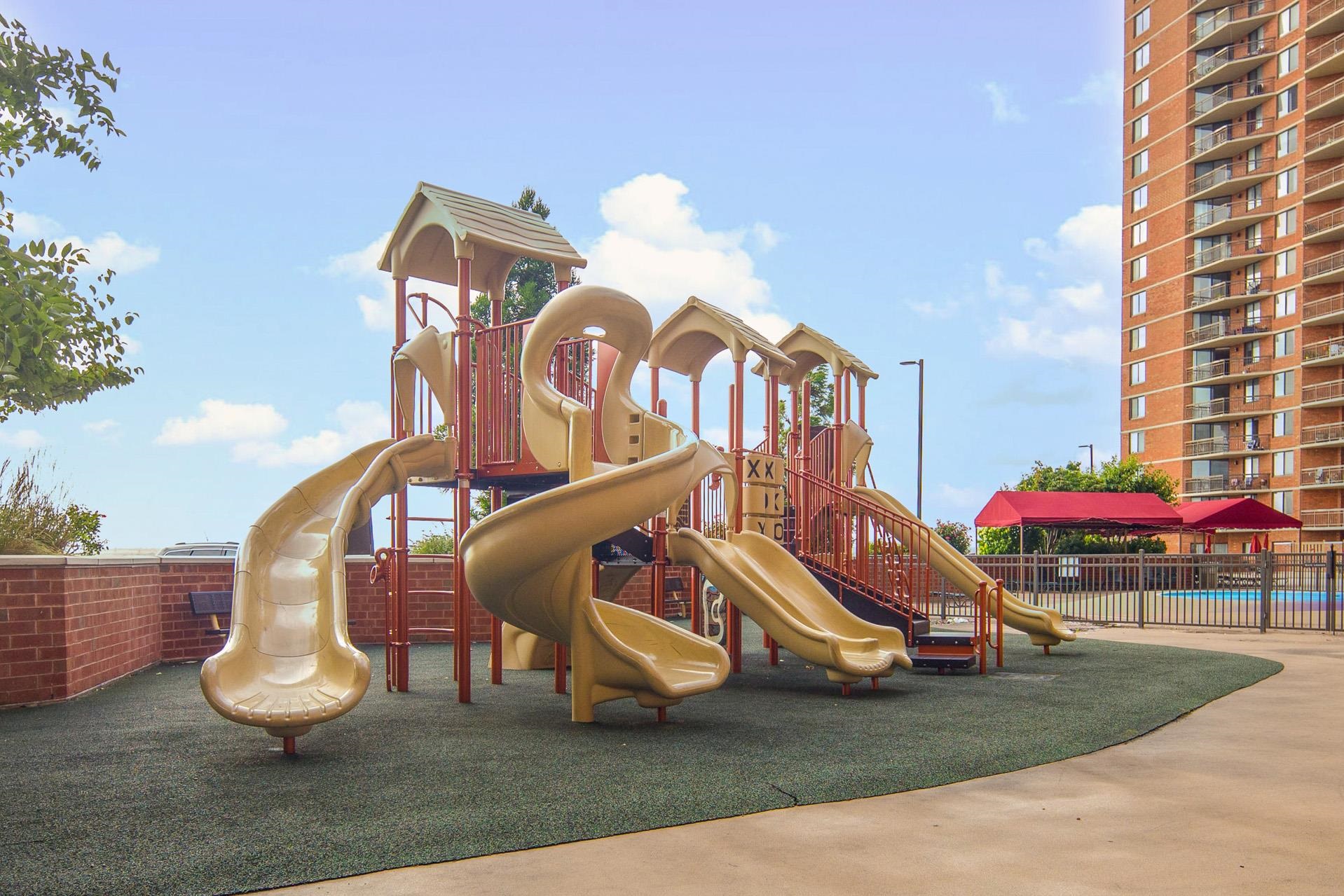 1908 Harmon Cove Tower, Unit 1908 Secaucus, NJ 07094 - Photo 43 of 49