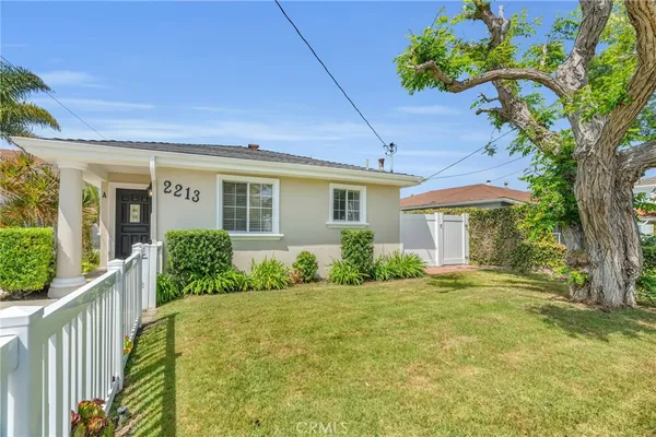 $5,195 | 2213 Bataan Road, Unit A, Redondo Beach, CA 90278