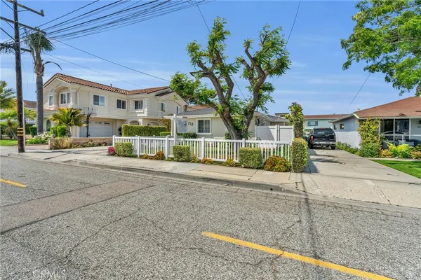 $5,195 | 2213 Bataan Road, Unit A, Redondo Beach, CA 90278