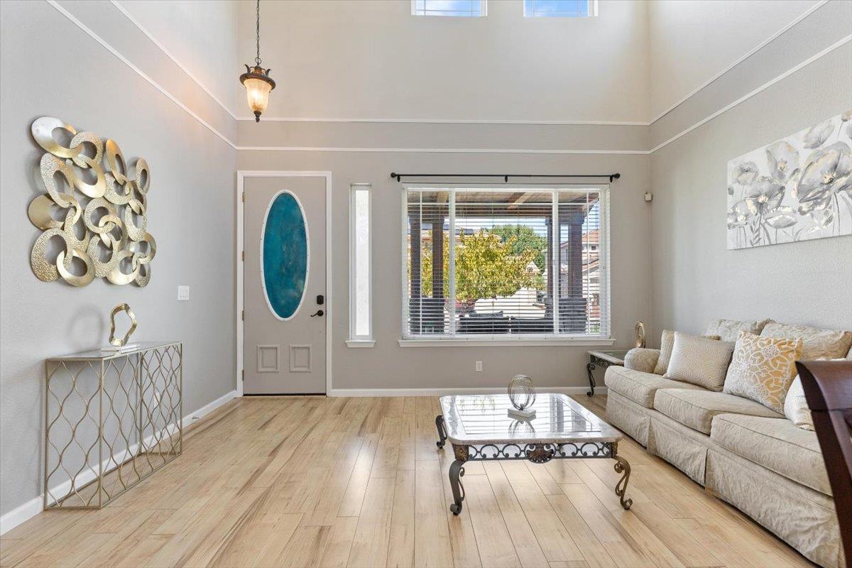 2445 Abbeyhill Road Lincoln, CA 95648 - Photo 7 of 88 Gallery Image 7