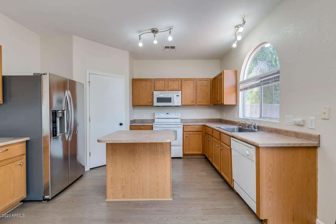 1216 Grenadine Road Phoenix, AZ 85040 - Photo 23 of 33 Listing_413380_Photo_23