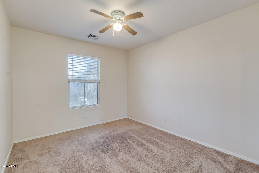 1216 Grenadine Road Phoenix, AZ 85040 - Photo 5 of 33 Listing_413380_Photo_5