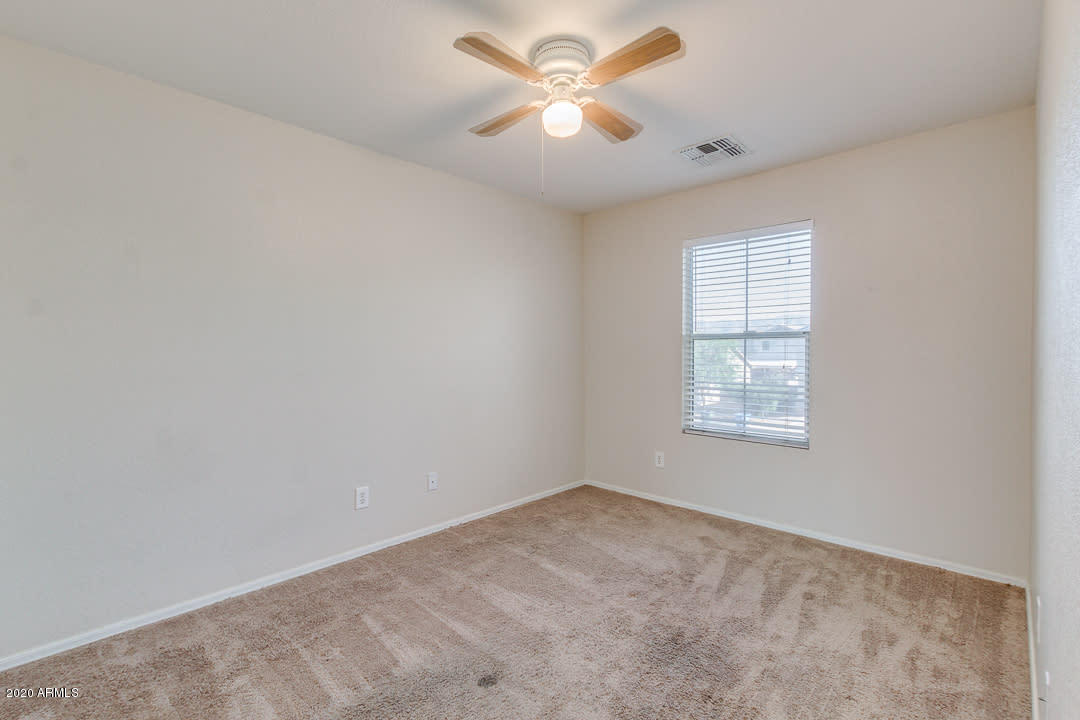 1216 Grenadine Road Phoenix, AZ 85040 - Photo 10 of 33 Listing_413380_Photo_10