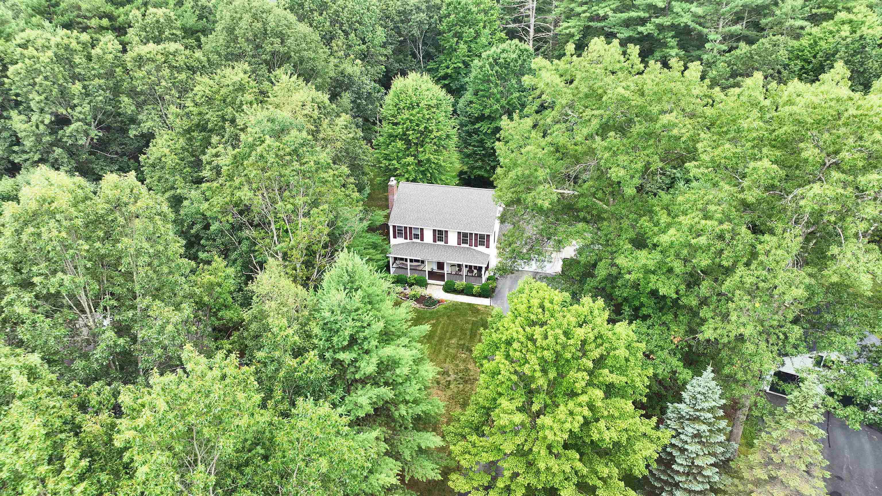 5 Captain Danforth Lane Amherst, NH 03031 - Photo 4 of 54