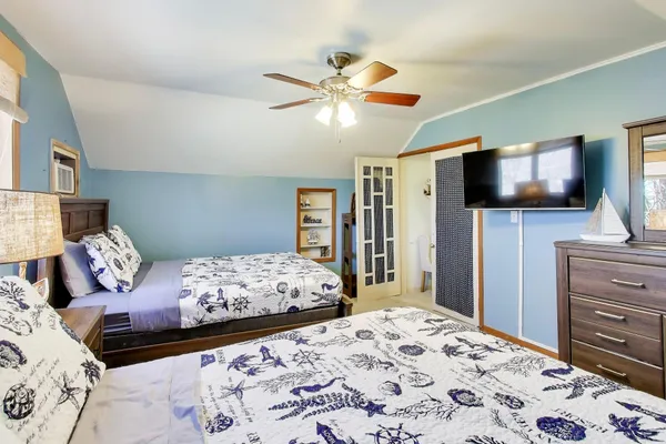 $450,000 | N3217 Mistle Road, Geneva, WI 53147