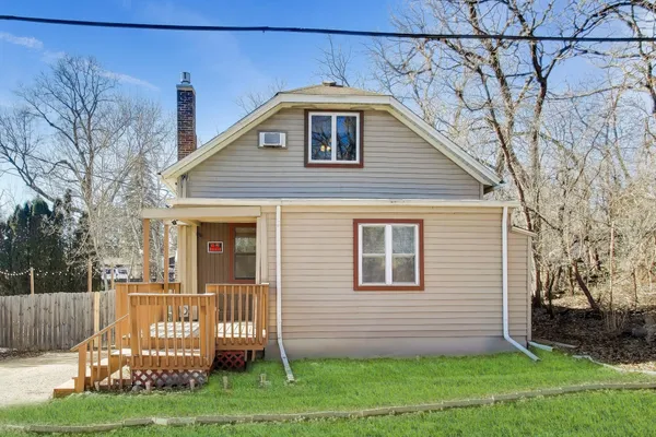 $450,000 | N3217 Mistle Road, Geneva, WI 53147