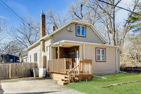 $450,000 | N3217 Mistle Road, Geneva, WI 53147