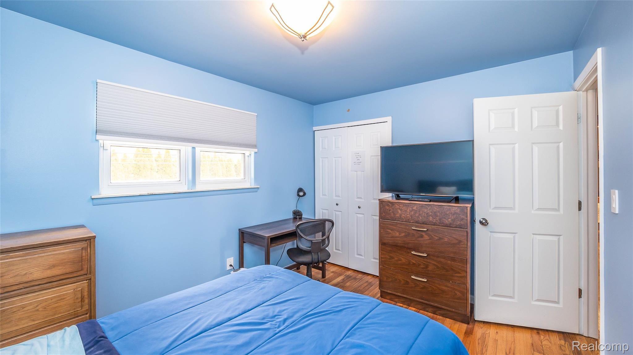 9761 Pardee Road Taylor, MI 48180 - Photo 17 of 41 032_15.jpg