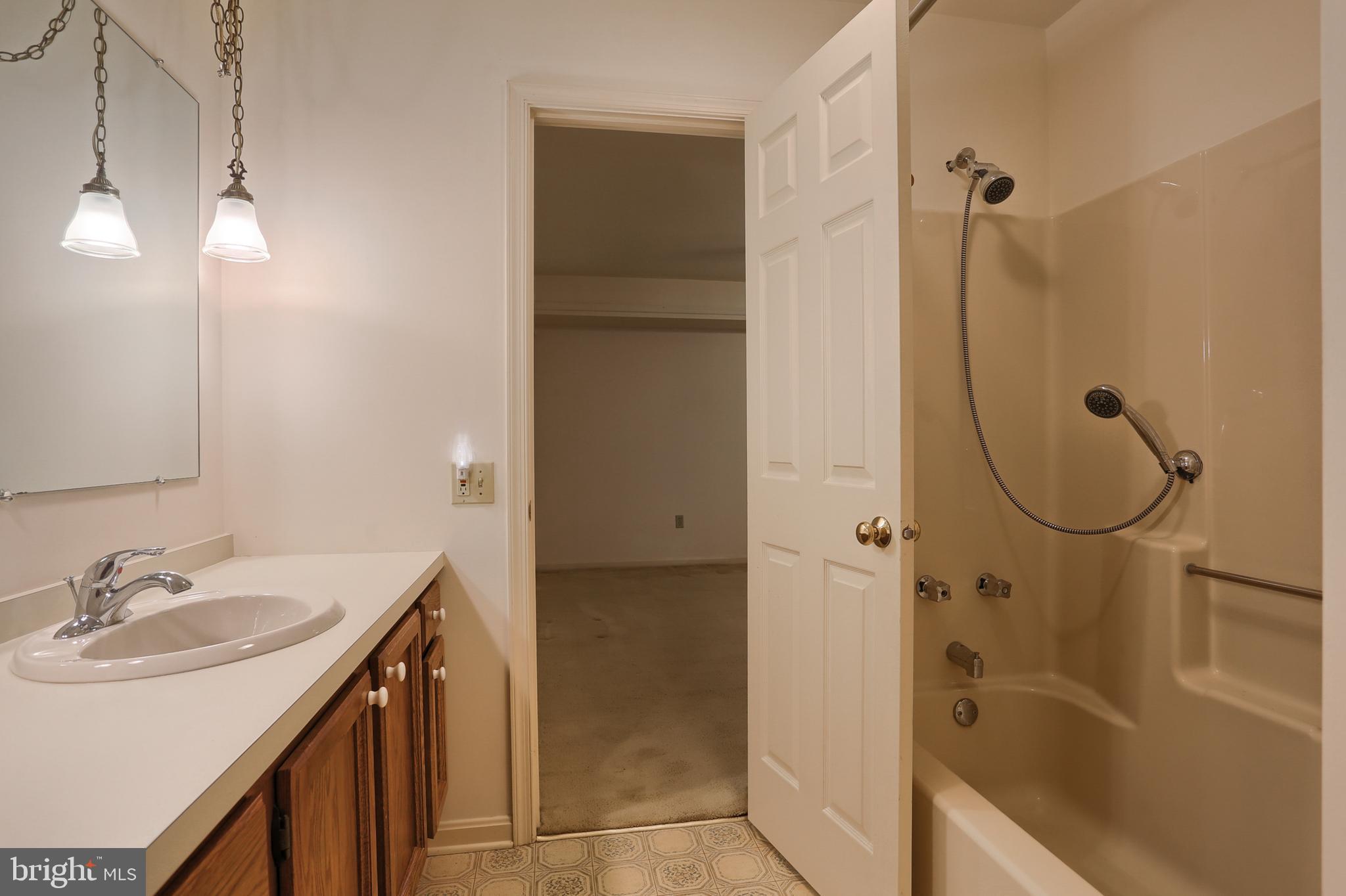 2123 Wexford Road Palmyra, PA 17078 - Photo 17 of 28 Gallery Image 17