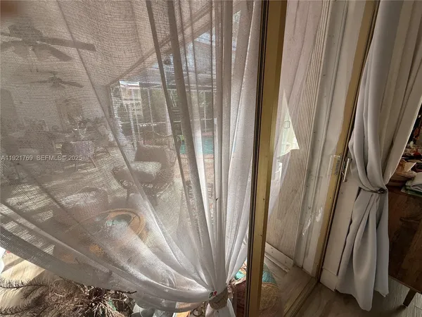 $3,900 | 5424 Van Buren Street, Unit 5424, Hollywood, FL 33021