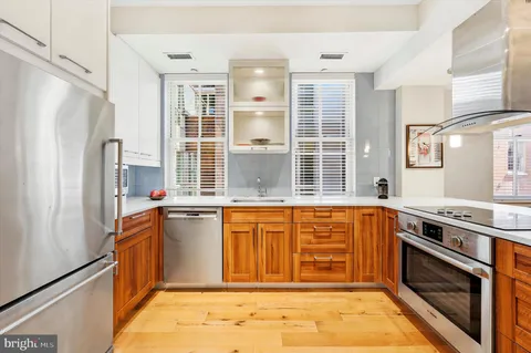 $425,000 | 102-22 Church Street, Unit 309, Philadelphia, PA 19106