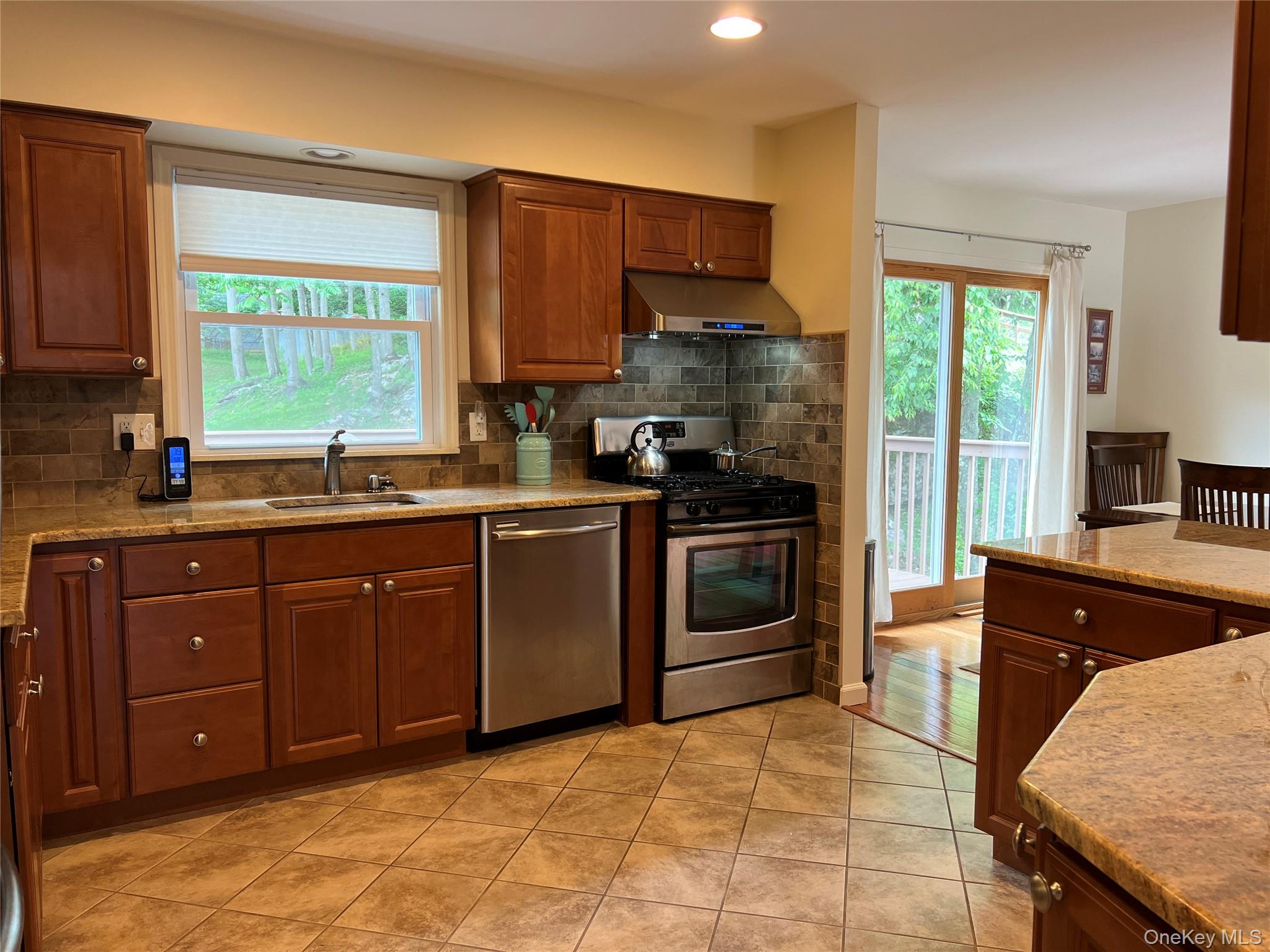 50 Raker Road Poughkeepsie, NY 12603 - Photo 14 of 36