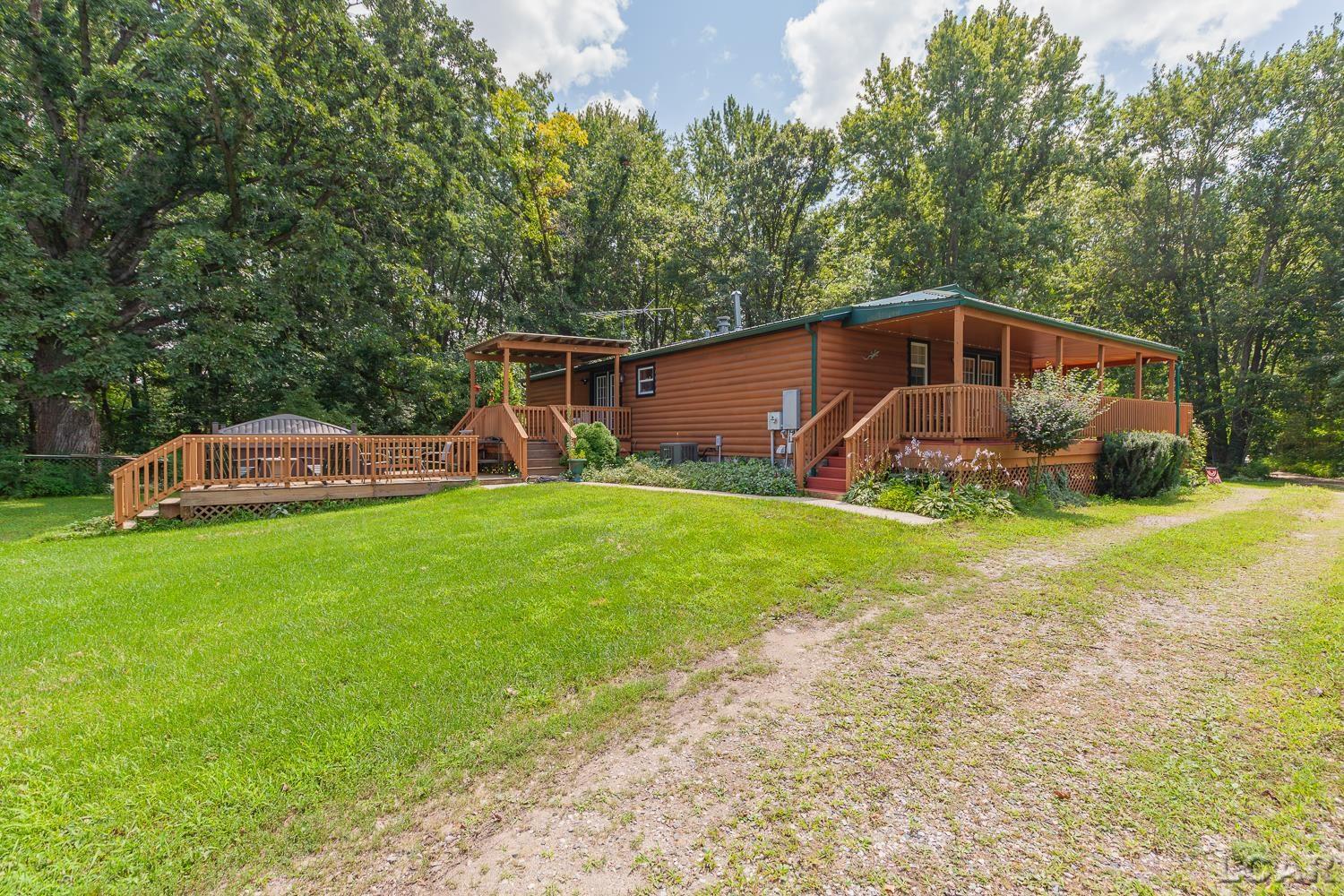 15816 Sanford Road Addison, MI 49220 - Photo 44 of 63 50184078-90e7c551-a6b1-4178-8488-956b99f2c81b.JPG