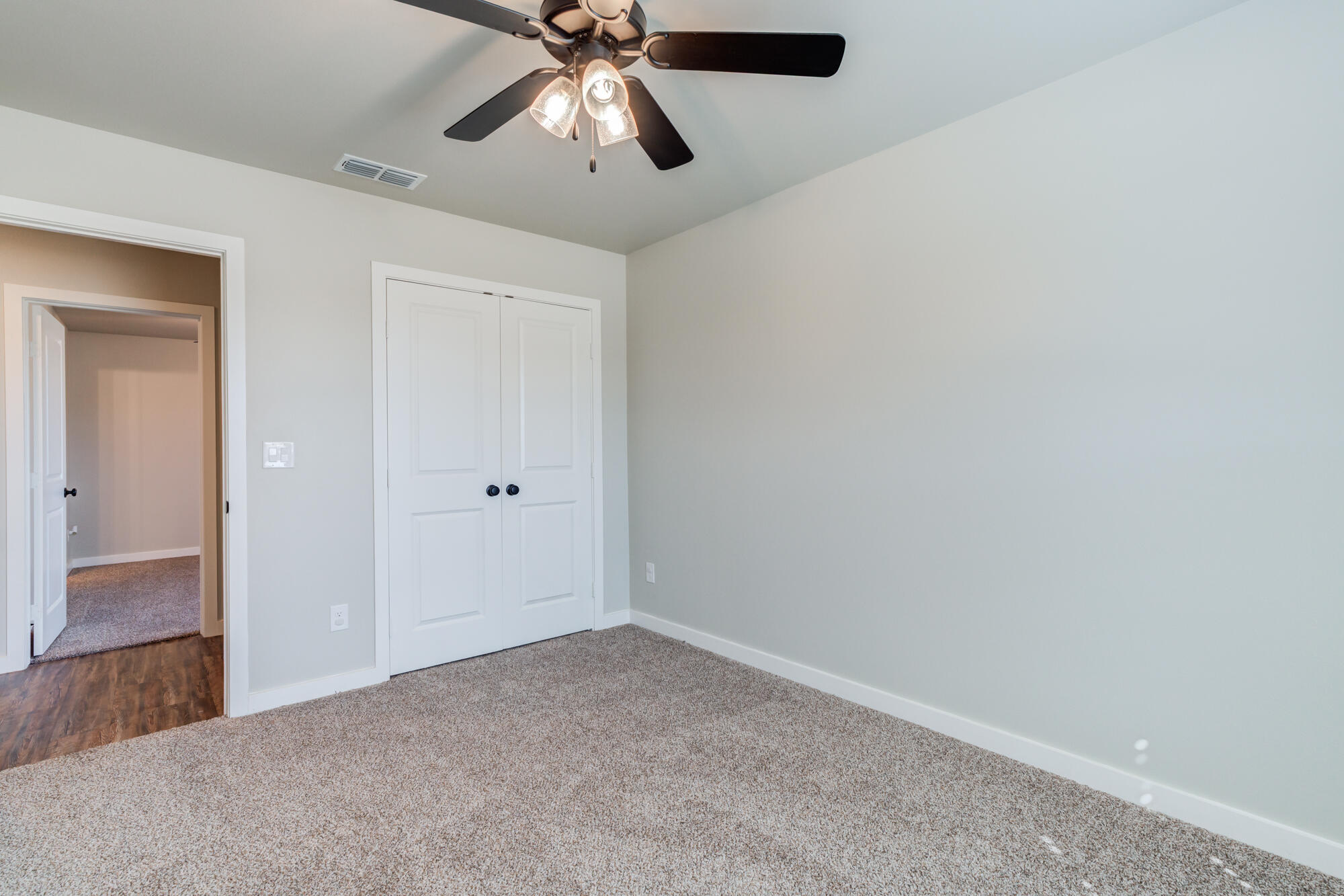 14102 Avenue R Lubbock, TX 79423 - Photo 13 of 52 DSC09136_37_38_39_40